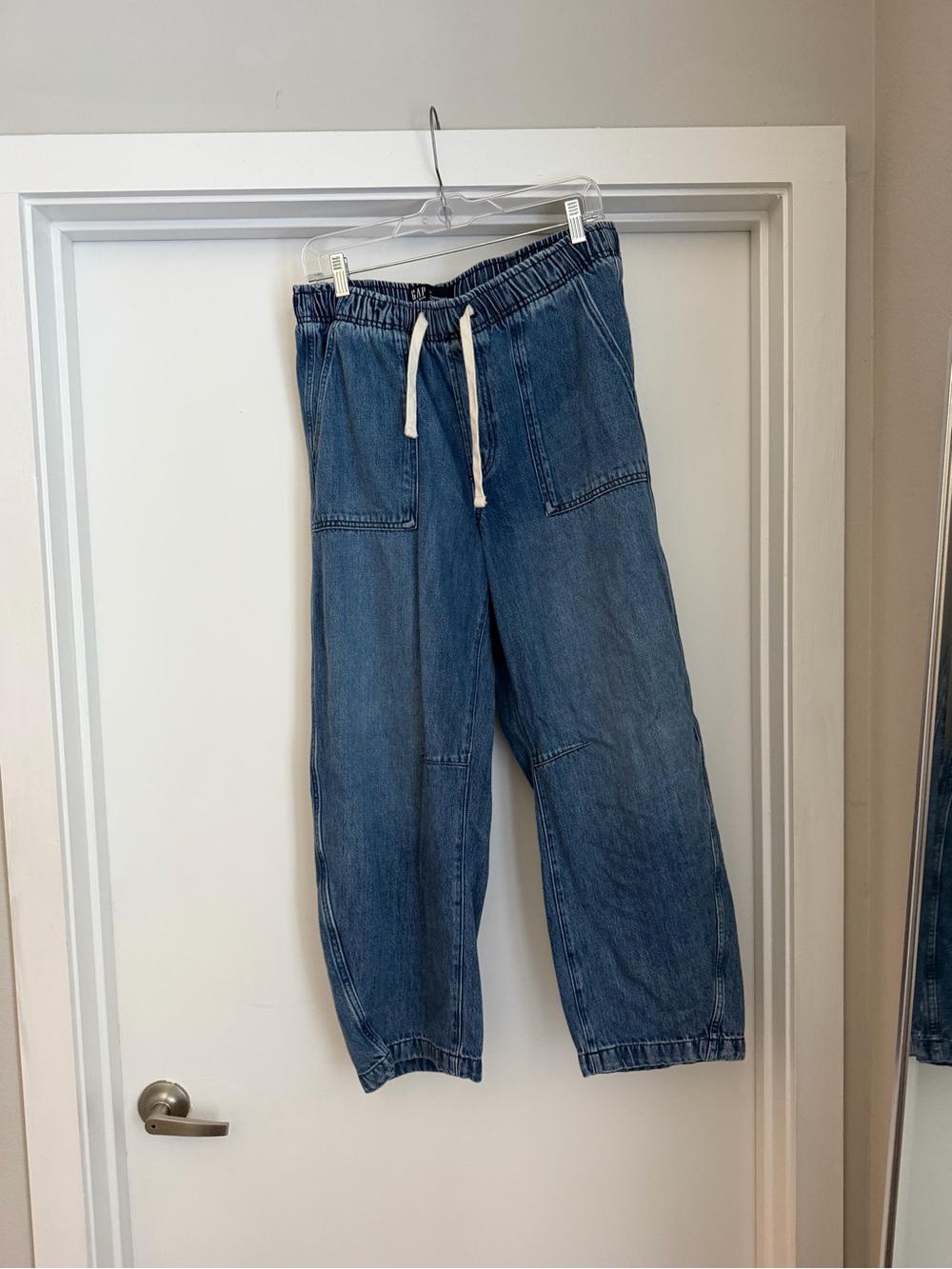 GAP Women's Mid-Blue Relaxed Drawstring Denim Joggers